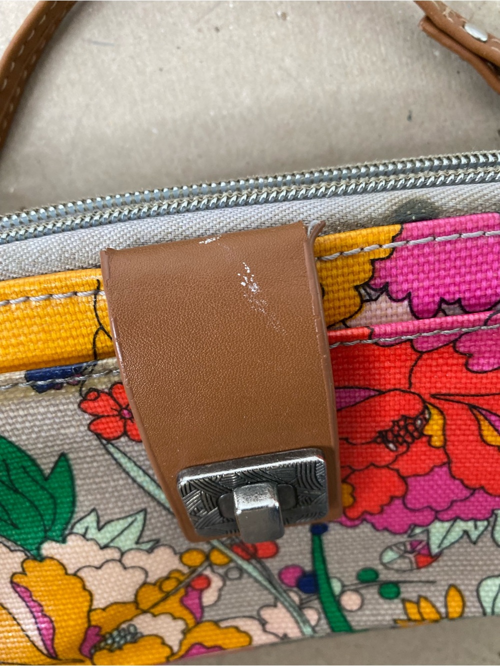 Sakroots Floral Crossbody Wallet in Beige, Pink, Orange, Yellow, Green - Picture 12 of 12